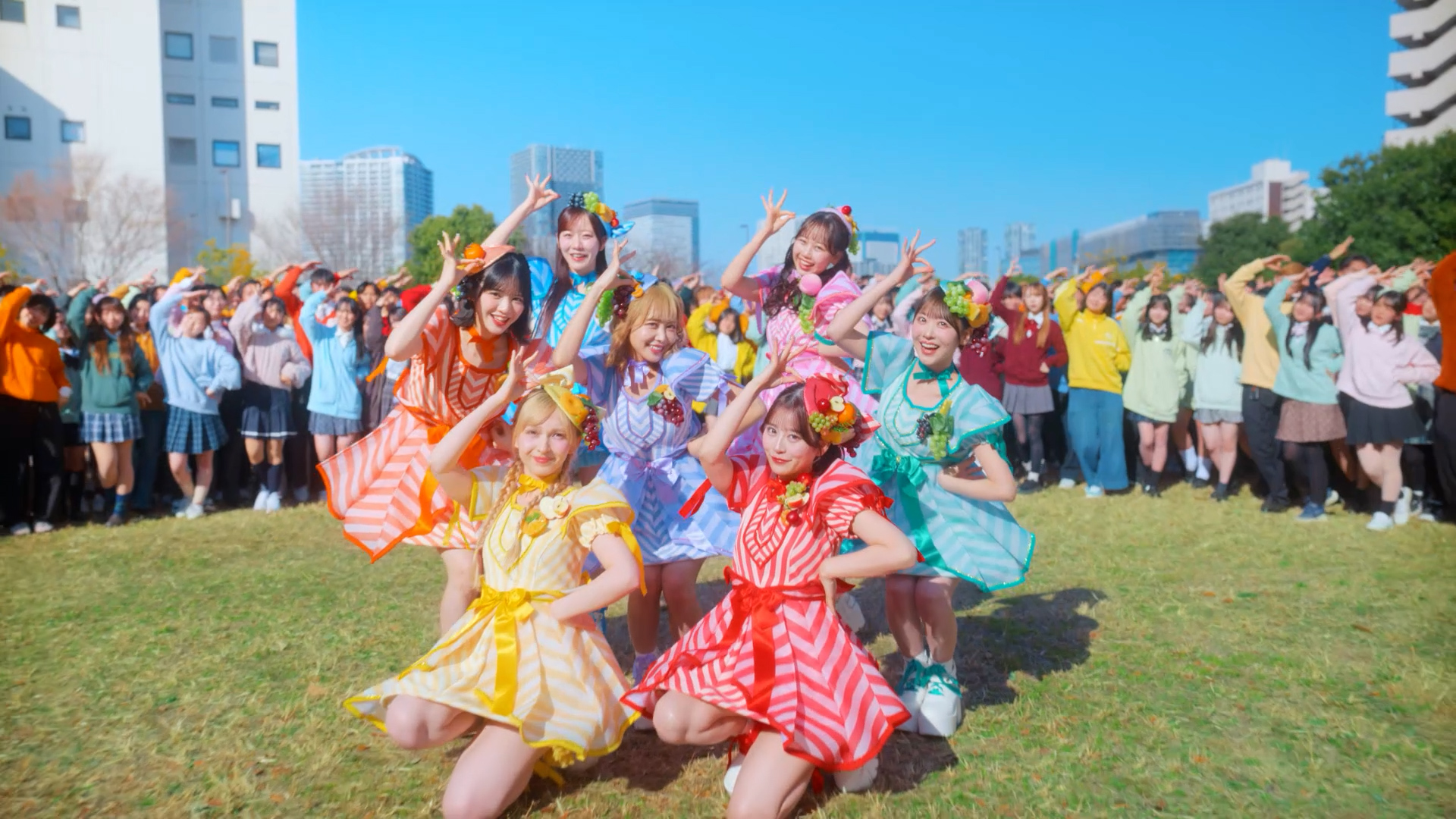 FRUITS ZIPPER、ファン390人と大迫力“ミックスダンス”！『果汁グミ』新