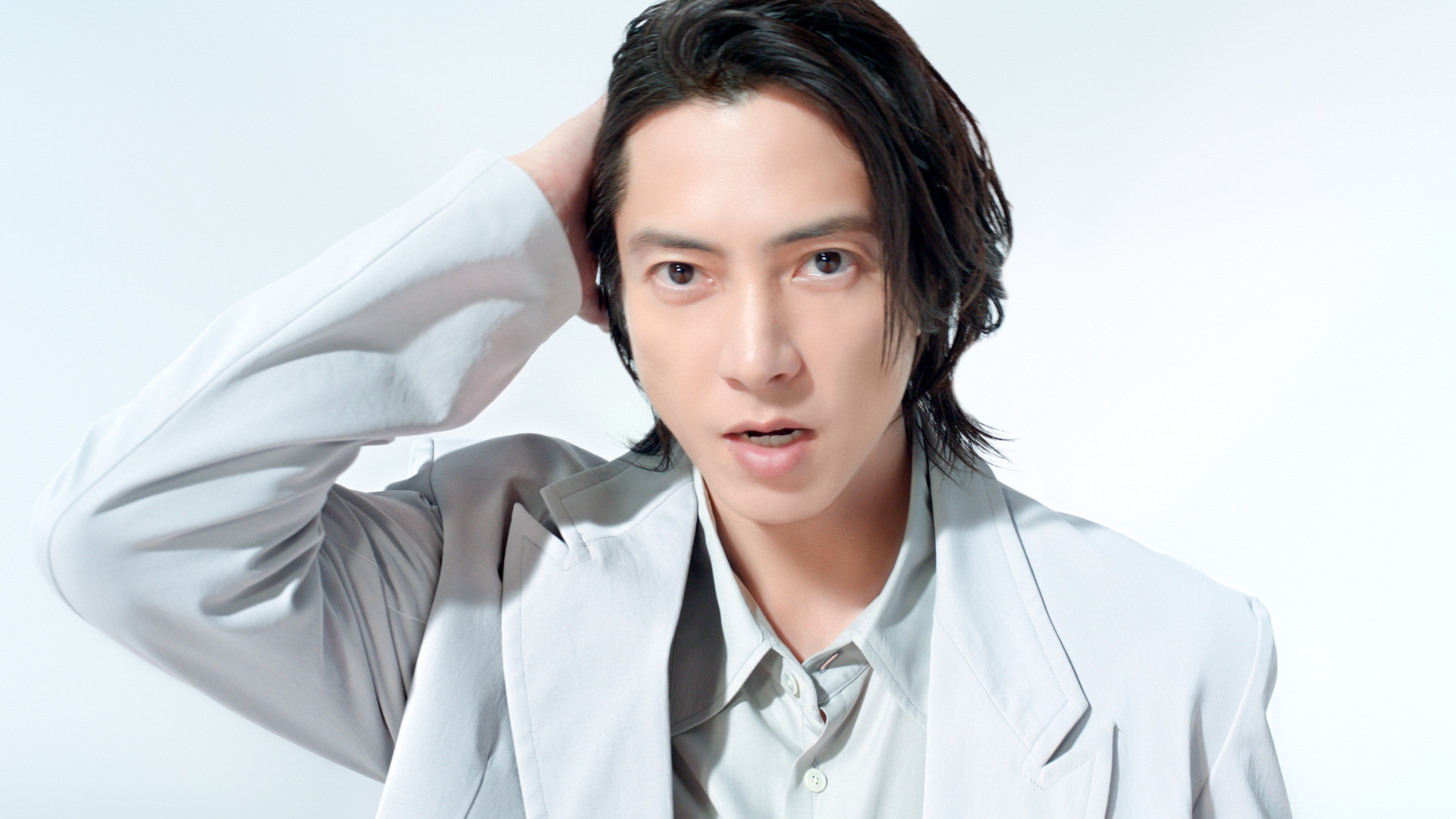 山下智久】出演！ 『Straine』新CM＆メイキング公開！！ 山下