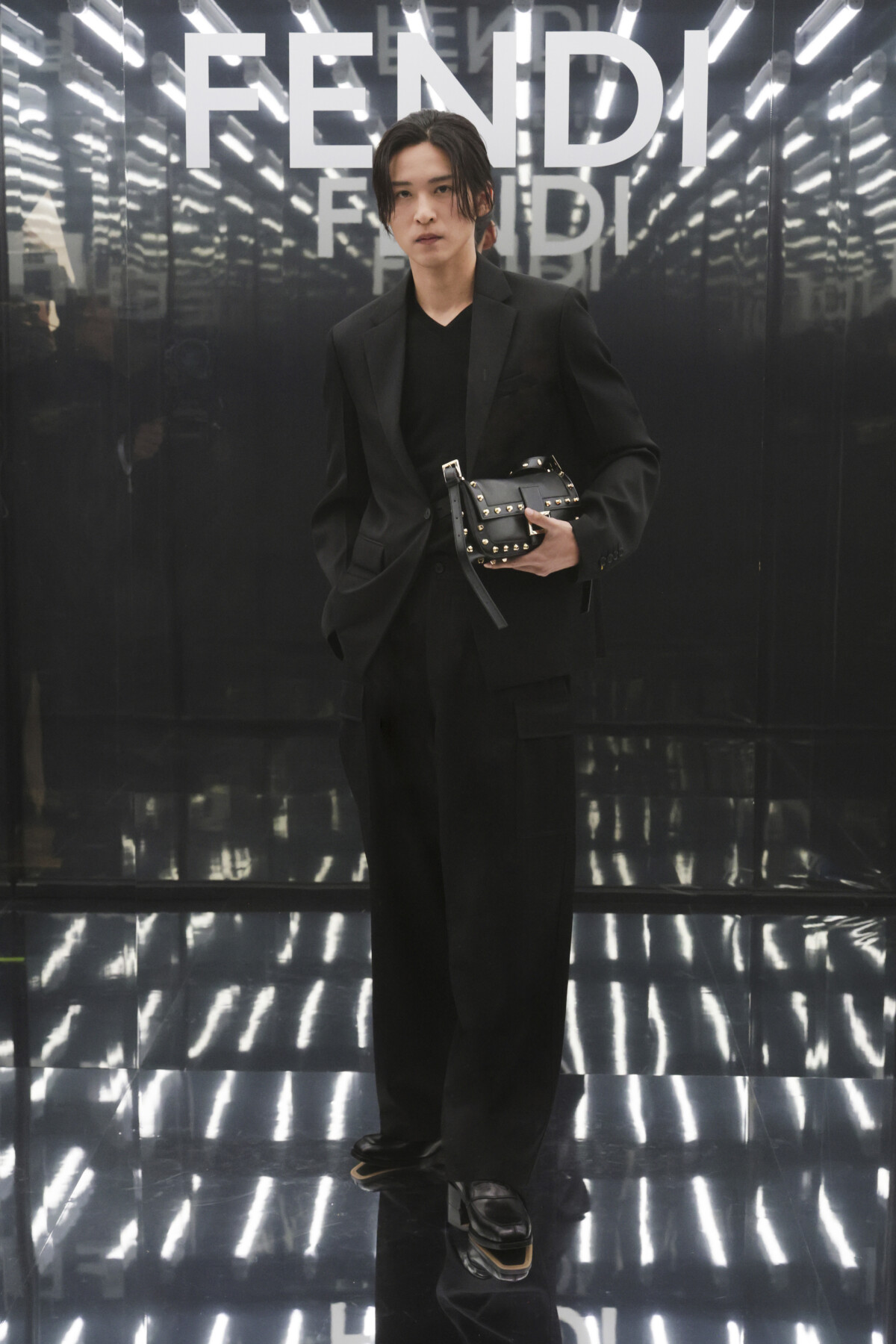 目黒蓮(Snow Man)来場！ 【FENDI】 『2027年春夏コレクションショー